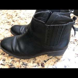 Sperry Leather Ankle Bootie Black Leather